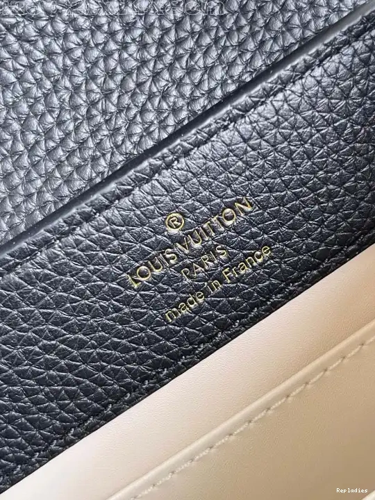 Cheap CAPUCINES VUITTON LOUIS MINI-21*14*8CM 0516